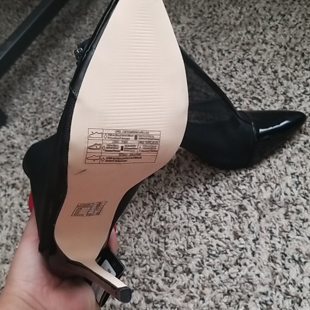 Black booties - Picture 2 of 4